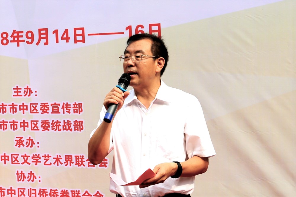 “紅(hóng)色記憶”剪紙(zhǐ)展亮(liàng)相星工(gōng)坊·中國工(gōng)業藝術館 “紅(hóng)色記憶”剪紙(zhǐ)展亮(liàng)相星工(gōng)坊·中國工(gōng)業藝術館