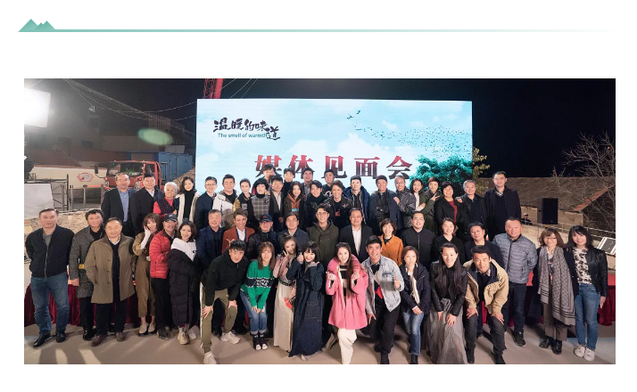 《溫暖的味道(dào)》舉行媒體見面會(huì) 靳東飾新時(shí)期“第一書記” 《溫暖的味道(dào)》舉行媒體見面會(huì) 靳東飾新時(shí)期“第一書記”