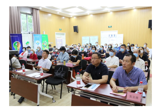 山影集團 聆聽抗疫故事(shì) 感受榜樣力量 山影集團 聆聽抗疫故事(shì) 感受榜樣力量