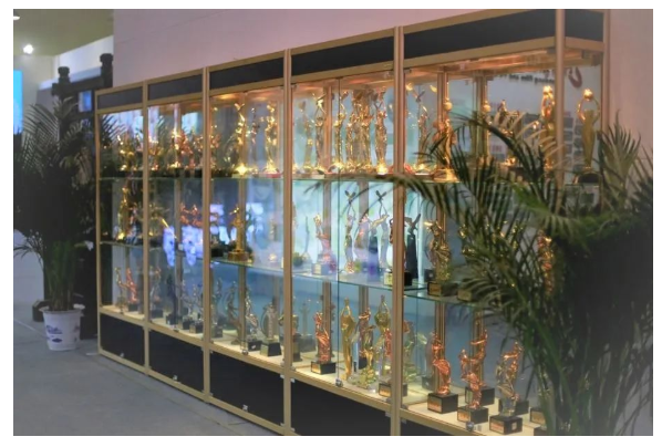 山影四部作(zuò)品入圍第三十屆中國電視(shì)金(jīn)鷹獎 山影四部作(zuò)品入圍第三十屆中國電視(shì)金(jīn)鷹獎