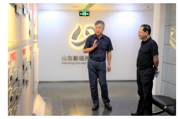 省委常委、省委宣傳部部長于傑到(dào)山東影視(shì)傳媒集團調研指導 省委常委、省委宣傳部部長于傑到(dào)山東影視(shì)傳媒集團調研指導