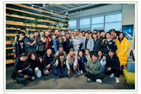 《奮鬥吧!青春》圓滿殺青  創業不“開(kāi)挂”隻爲“中國芯” 《奮鬥吧!青春》圓滿殺青  創業不“開(kāi)挂”隻爲“中國芯”